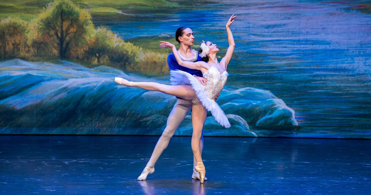 Het Zwanenmeer — Ballet van de Staatsopera van Stara Zagora