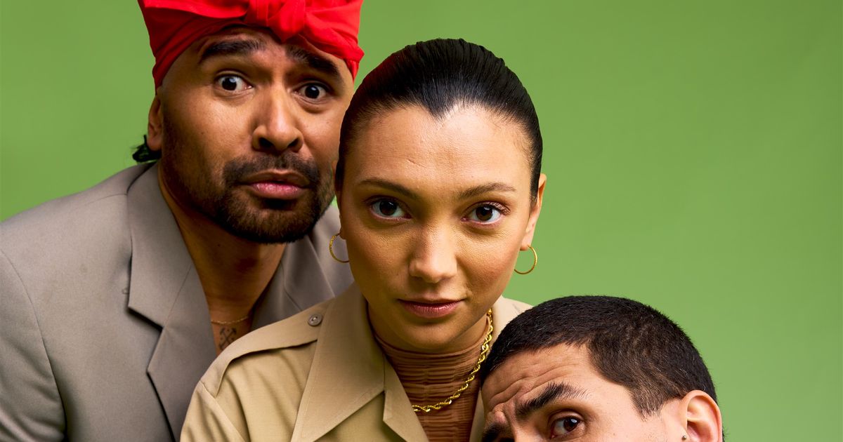 Kelapa muda — Joenoes Polnaija, Tara Hetharia en Jefta Tanate