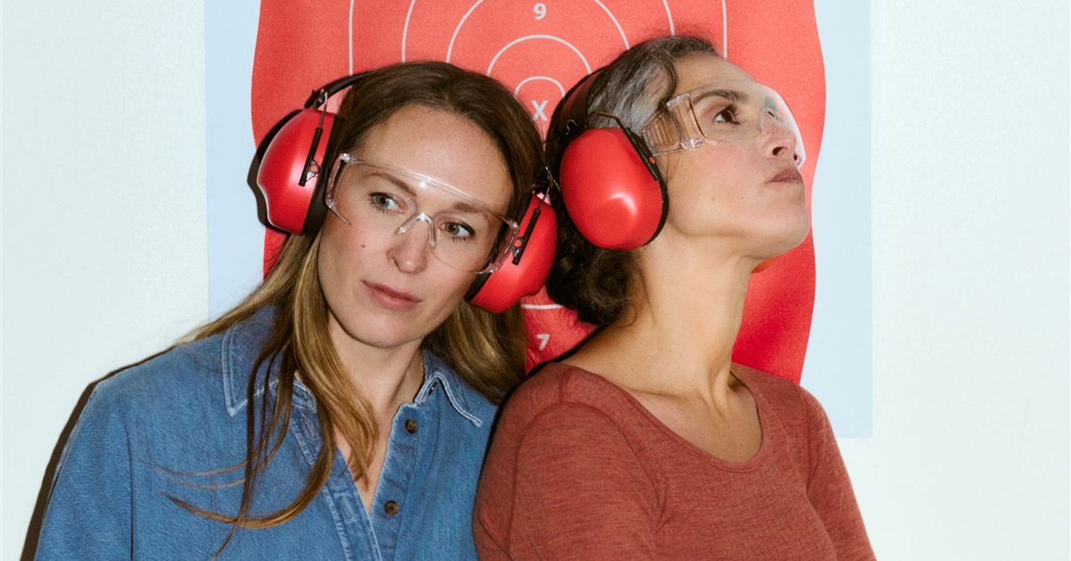 Firma Mes: Wapens — Nadia Amin en Roos Eijmers